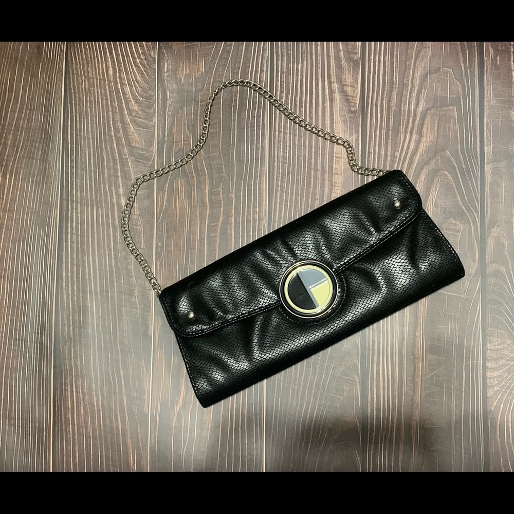 Black purse